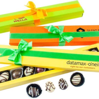 cutie-oua-de-ciocolata-personalizata-paste-delicious