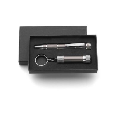 set-personalizat-breloc-lanterna-si-surubelnita-barzano-gri-1