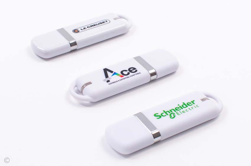 usb-plastic-personalizat-4gb-ribeira-alb