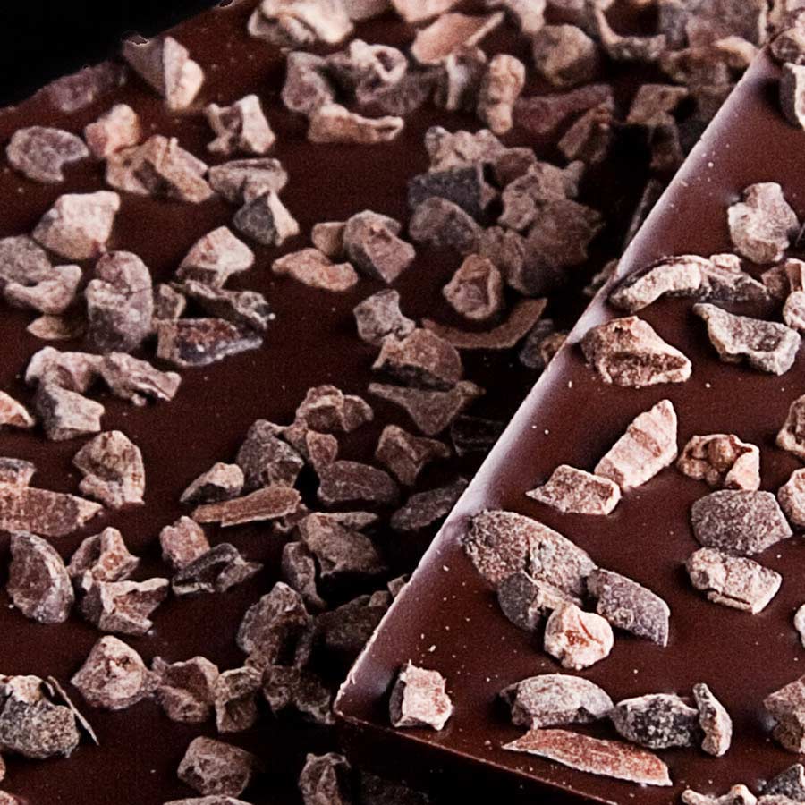 CIOCOLATA BELGIANA NEAGRA CU BOABE DE CACAO PRAJITE - imagine 2